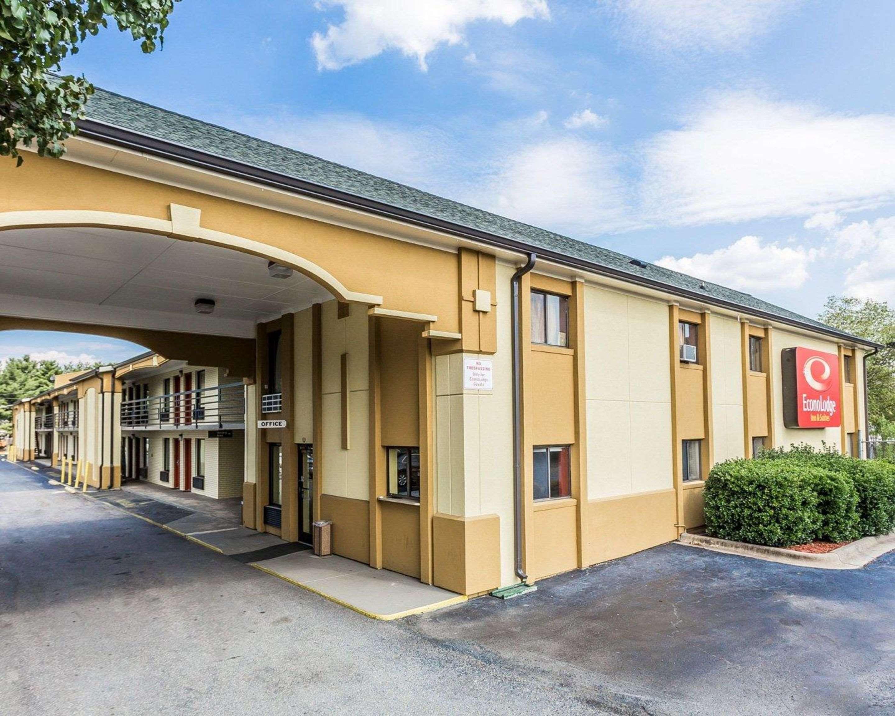 Econo Lodge Inn & Suites Matthews - Charlotte Εξωτερικό φωτογραφία