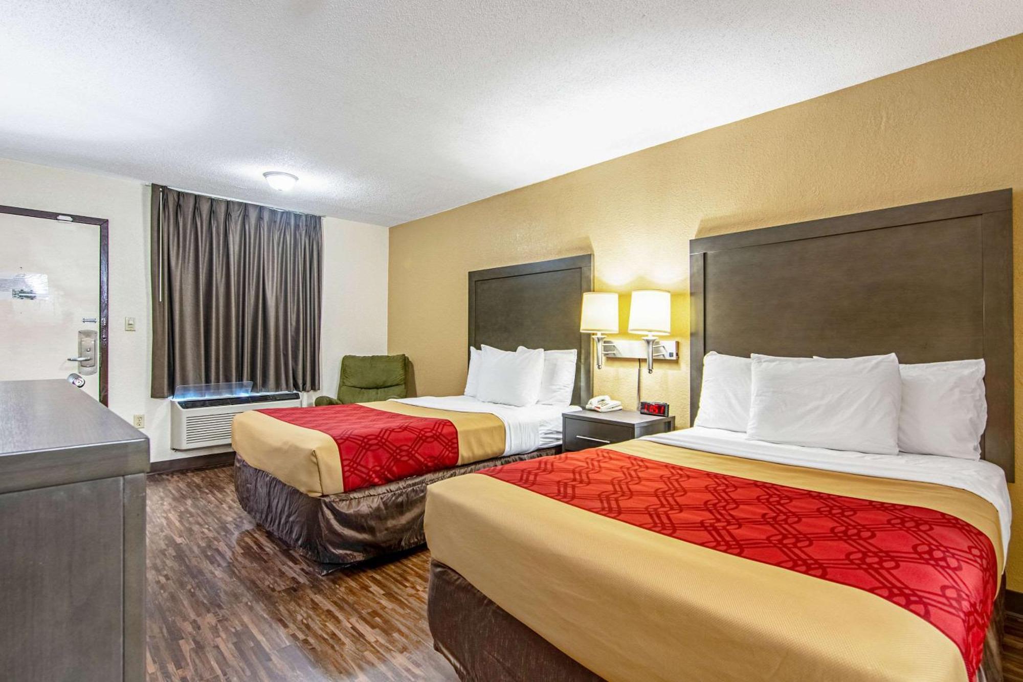 Econo Lodge Inn & Suites Matthews - Charlotte Εξωτερικό φωτογραφία
