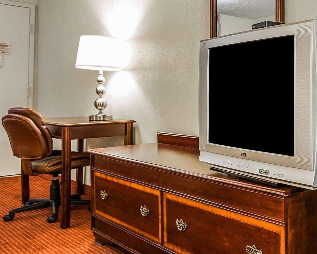Econo Lodge Inn & Suites Matthews - Charlotte Δωμάτιο φωτογραφία
