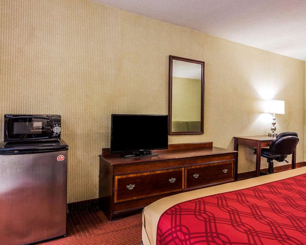 Econo Lodge Inn & Suites Matthews - Charlotte Δωμάτιο φωτογραφία